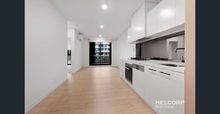 STYLISH COMFORT IN A PRIME LOCATION - UNFURNISHED - Photo 3