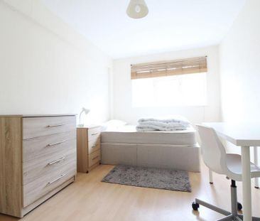 4 bedroom townhouse to rent - Photo 2