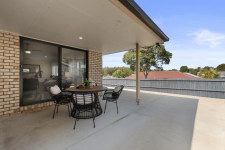 The Perfect Balance Of Lifestyle And Convenience - Photo 2