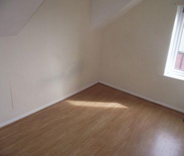 3 bedroom maisonette to rent - Photo 5