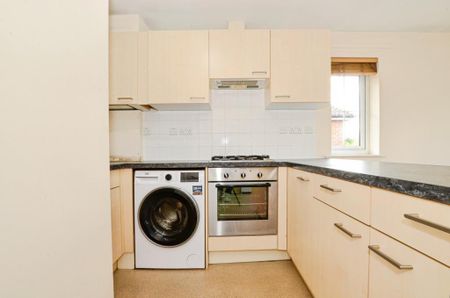 1 bedroom flat to rent - Photo 4