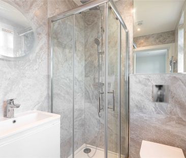 2 bedroom in Shoppenhangers Road, Maidenhead - Photo 6