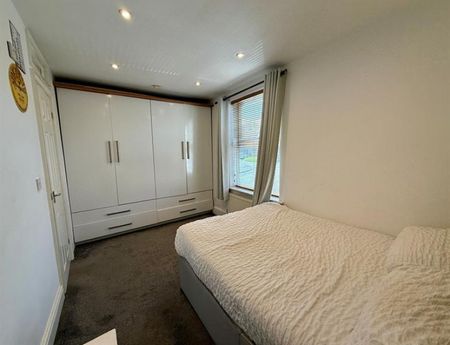 1 Bedroom Terraced To Let - Photo 4
