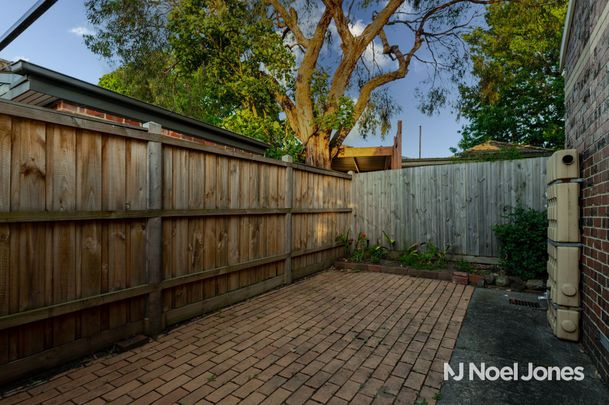1A Menin Road, NUNAWADING - Photo 1