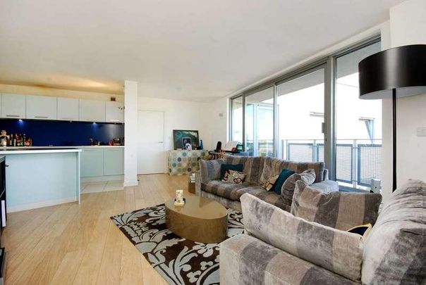 Deals Gateway, Deptford, SE13 - Photo 1