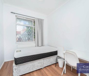 5 bedroom semi-detached house to rent - Photo 4