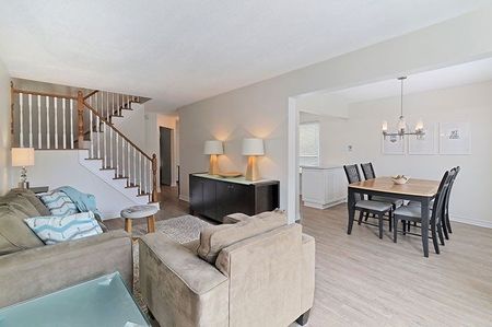 For Lease - 4302 Shelby Crescent, Mississauga, Ontario - Photo 5