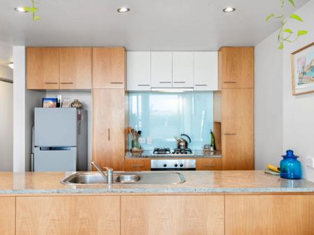 Two Bedroom Unit in Sought-after Teneriffe Location with River Views! - Photo 3