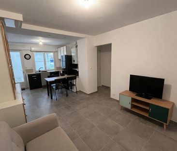 REZE - Appartement 4 pièces - 61.68 m2 - Photo 2