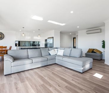 Modern Family Home in Peaceful Marmong Point Location - Photo 1