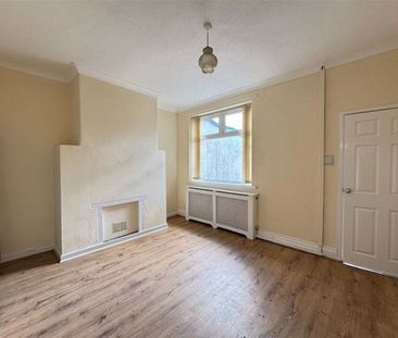 Atherton Road, Leigh - Photo 2