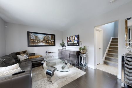 For Lease - 68 Christina Crescent, Toronto, Ontario - Photo 5