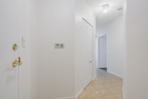 For Lease - 398 Eglinton Avenue Unit# 107, Toronto, Ontario - Photo 1