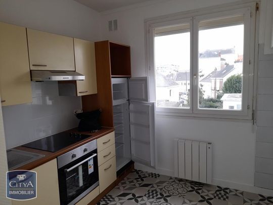 Location Appartement 1 pièce 27m² ST NAZAIRE 44600 - Photo 1