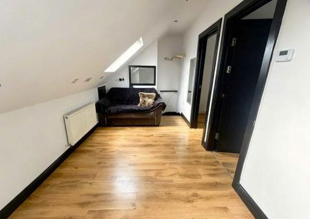 2 bedroom flat to rent - Photo 3