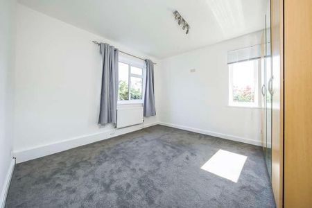 Pond Close, Winchmore Hill, Amersham, HP7 - Photo 4