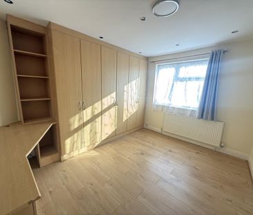 3 bedroom semi-detached house to rent - Photo 4