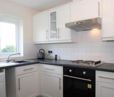 2 bedroom maisonette to rent - Photo 5