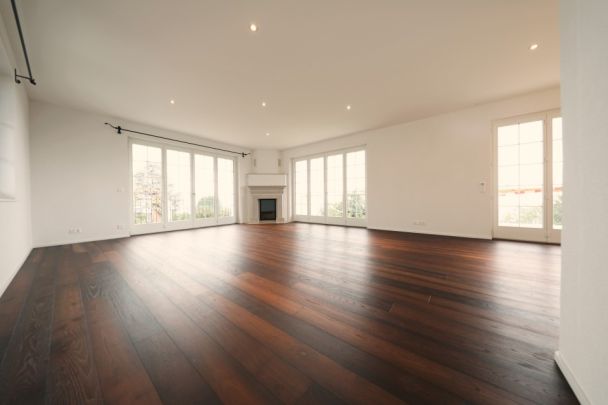 Magnifique villa 7,5 p / 5 chambres / 4 SDB / Terrasse avec jardin - Photo 1