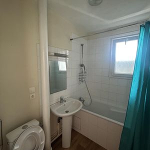 Location Appartement 2 pièces 42m² RENNES 35200 - Photo 2
