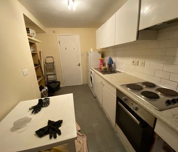 1 Bed Flat, The Peninsula Building, M7 - Photo 2