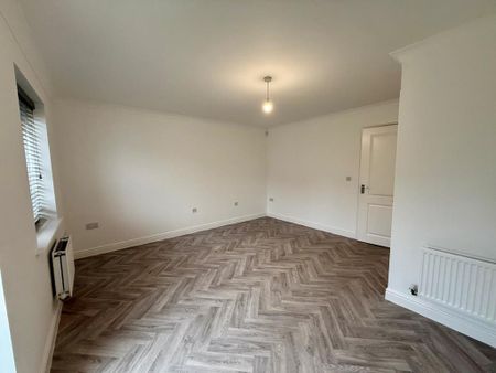 3 bedroom semi-detached house to rent - Photo 5