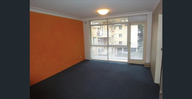 Light-Filled Apartment in a Prime Lane Cove Location - Photo 1