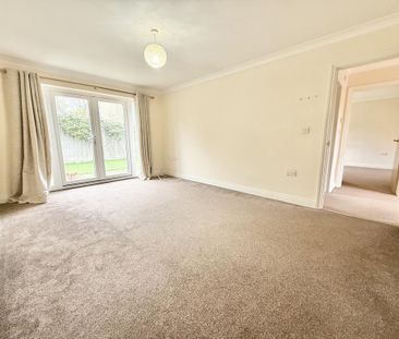 2 bedroom detached bungalow to rent - Photo 1