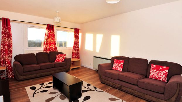 2 bedroom apartment to rent - Photo 1