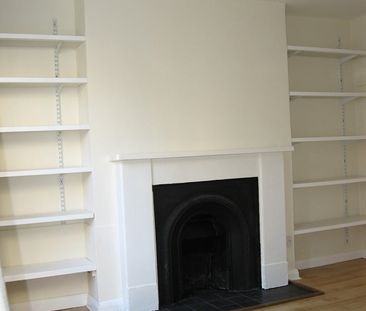 1 Bed Flat, Greenwich, SE10 - Photo 1