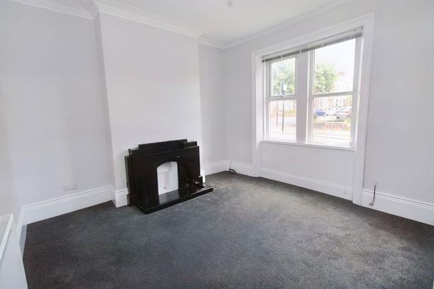 3 bed terraced house to rent in NE2 - Photo 1