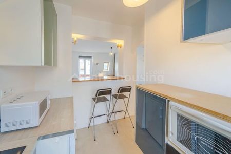 Location studio meublé 1 pièce, 29.47 m2, Paris 7ème - Photo 5