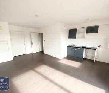 Location Appartement 2 pièces 51m² LOUVROIL 59720 - Photo 2