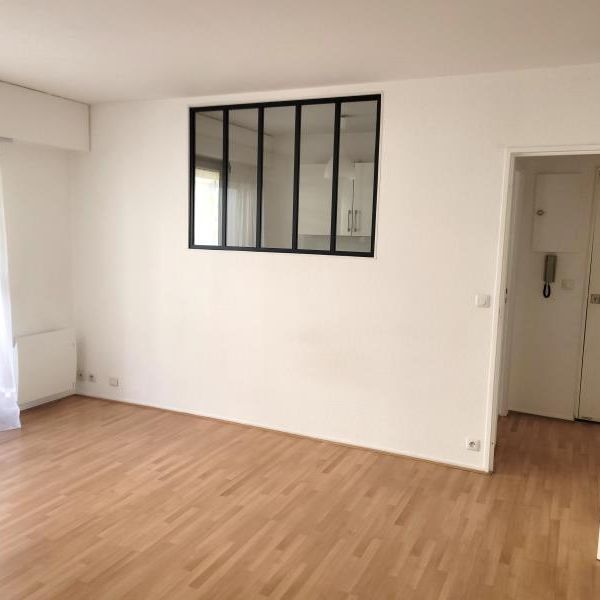 Location Appartement 2 pièces 39m² ISSY LES MOULINEAUX 92130 - Photo 1