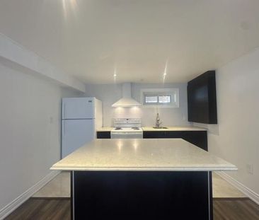 For Lease - 200 Bay Thorn Drive, Markham, Ontario - Photo 2