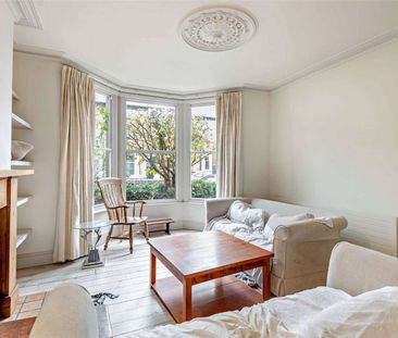 Superb family home located off Mill Road - Photo 5