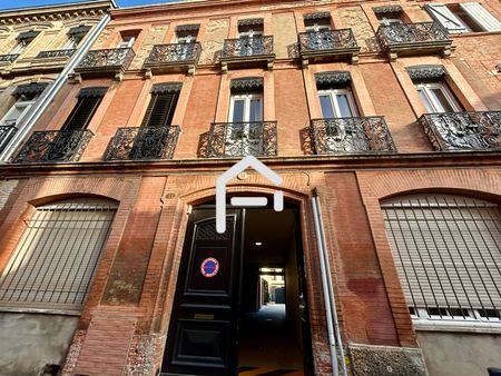 A louer : appartement 3 pièces 94 m² à Toulouse - Photo 2