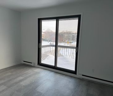 4 1/2 à louer - Photo 2