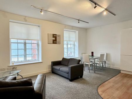 1 bedroom flat to rent - Photo 2