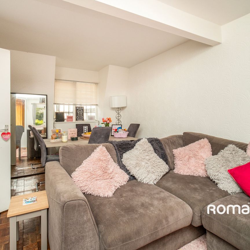 2 bedroom property to rent - Photo 1