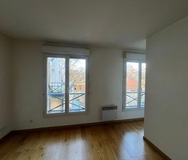 Location Appartement 1 pièce 32m² LILLE 59000 - Photo 3