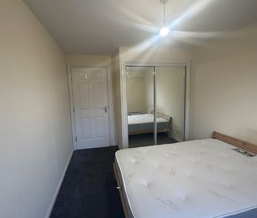 2 Bed Flat, Wallace Street, G5 - Photo 5