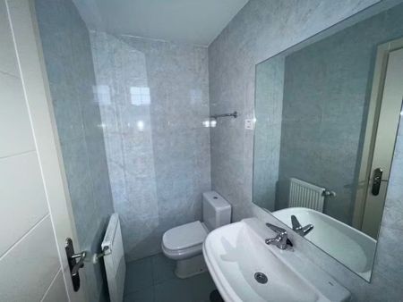 Calle de Basilio de Prado, Madrid, Community of Madrid 28035 - Photo 4