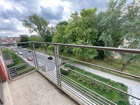 Appartement te huur - Foto 5