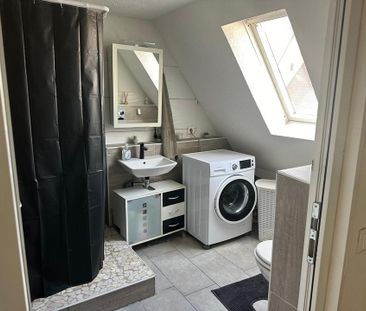 Neu renoviertes Dachgeschosswohnung im Herzen von Weißenhorn - Photo 1