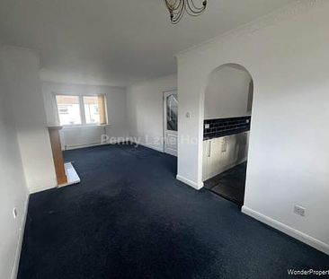 3 bedroom property to rent in Johnstone - Photo 2