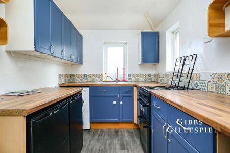 2 bedroom flat to rent - Photo 2