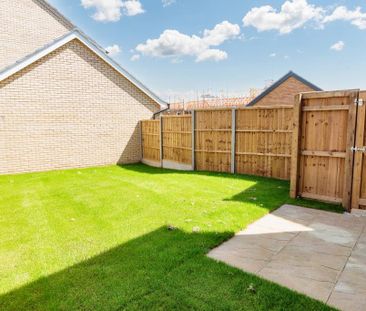 3 bedroom semi-detached house to rent - Photo 6