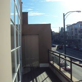 AVAILABLE NOW: 2 BEDROOM + 1.5 BATH, TWO LEVEL TOWNHOME NEAR KITS BEAC - Photo 1