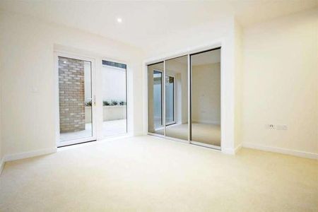 Royal Court, Ha, Stanmore, HA7 - Photo 3